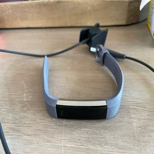 Fitbit Alta HR